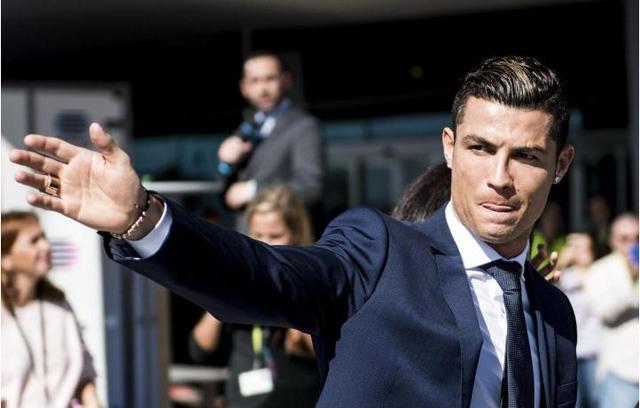 一粒精彩进球，一个属于阿德里安的特别夜晚😍（绝妙破门，阿德里安的高光之夜）