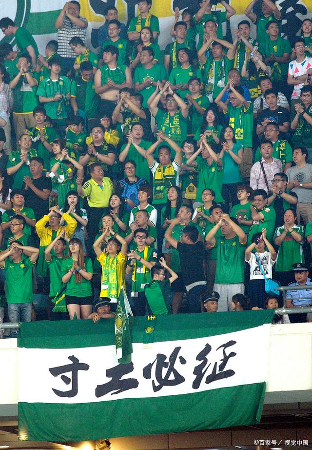 尤尔曼德：药厂目前无法和顶级球队比；阿隆索刚来时情况也这样（尤尔曼德：勒沃库森目前还达不到顶级队水准，阿隆索执教初期同样如此）