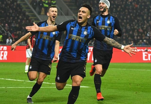 官方：中国香港代表队归化26岁原以色列籍中场巴拉克（中国香港队官宣归化26岁前以色列籍中场巴拉克）