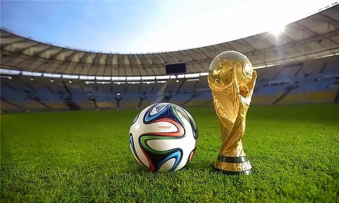 库库：裁判跟我说手球规则因我而改；拿世界杯就退出国家队了（库库：裁判称手球规则因我而改；若夺世界杯将告别国家队）