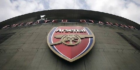 CBA：辽宁男篮稳住胜局 客场击败山东（CBA：辽宁男篮客场力克山东 稳稳拿下胜利）