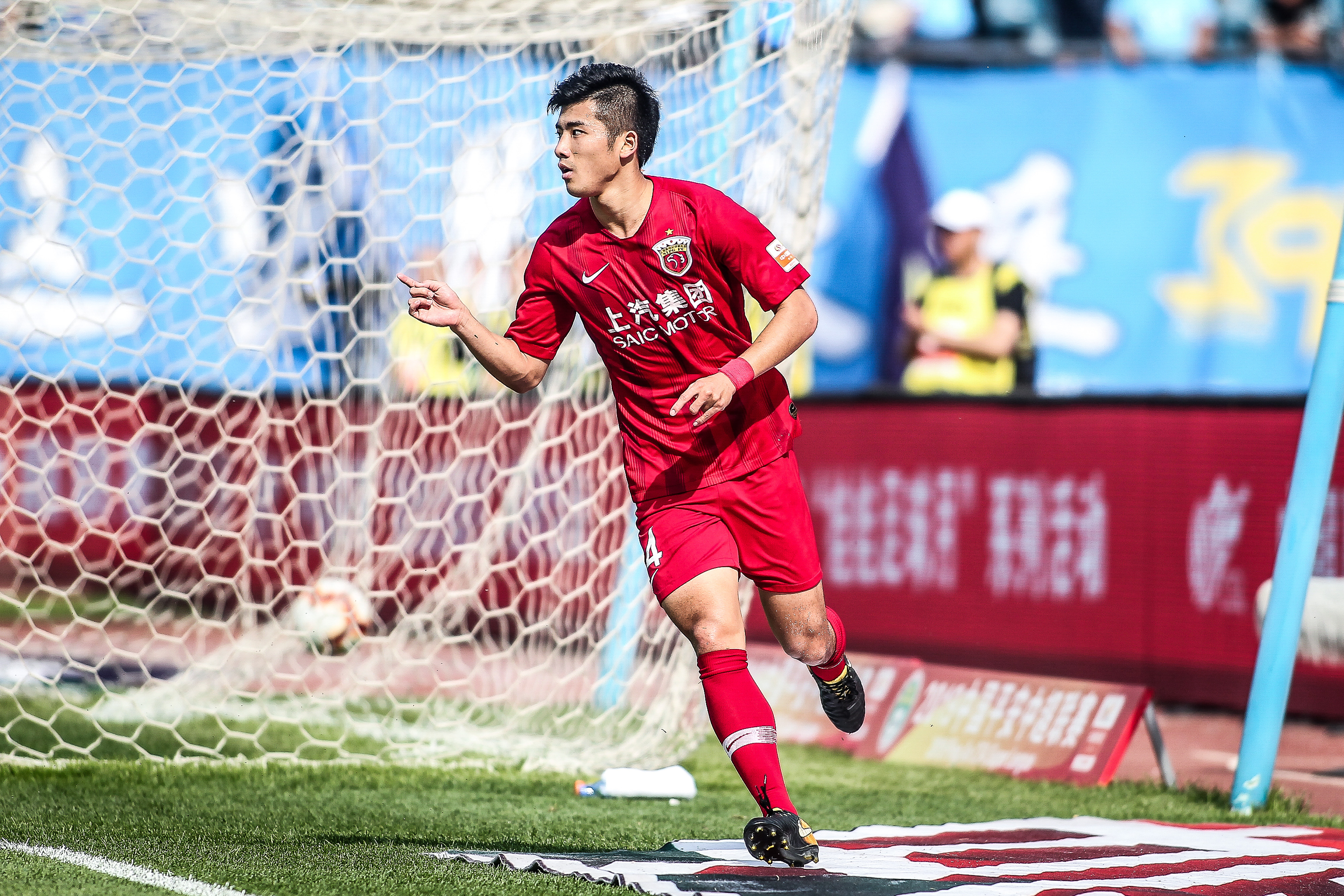 C罗专访(下)：赢得世界杯不会改变我的足坛地位；我不再在乎历史最佳（C罗专访下篇：即便捧起世界杯也不会改变我的足坛地位，我已不再执着于历史最佳）