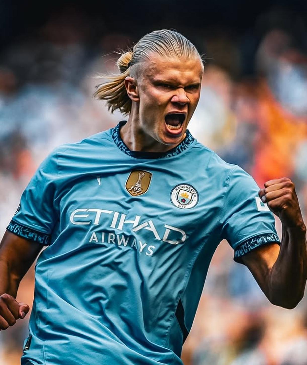 米体：将有一万名左右的那不勒斯球迷远征罗马，警方压力很大（米体：约万名那不勒斯球迷客赴罗马，警方面临巨大压力）