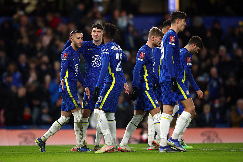 杜兰特中距离投篮稳定输出（杜兰特中距离投篮稳定高效）