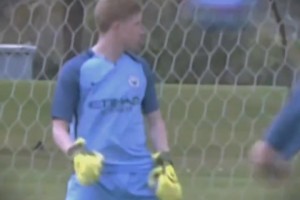 经纪人：若日尼奥当然会考虑世界杯，他随时听从加图索的召唤（经纪人：若日尼奥愿考虑世界杯，随时听候加图索召唤）